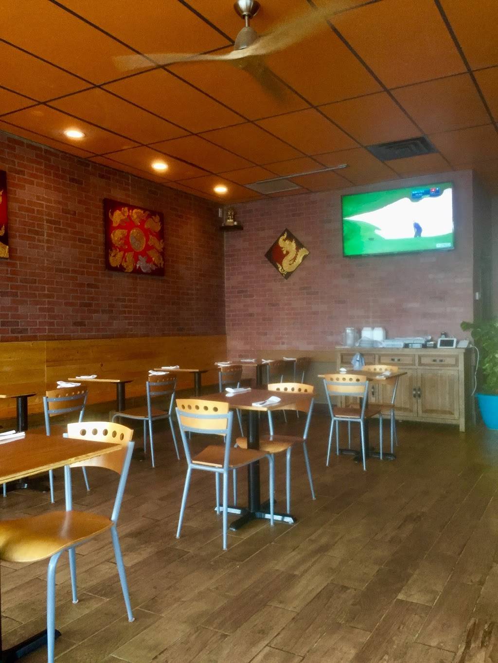 Varee Asian Cafe & Bakery | restaurant | 2861 Raleigh Rd Pkwy W, Wilson, NC 27896, USA | 2522815932 OR +1 252-281-5932