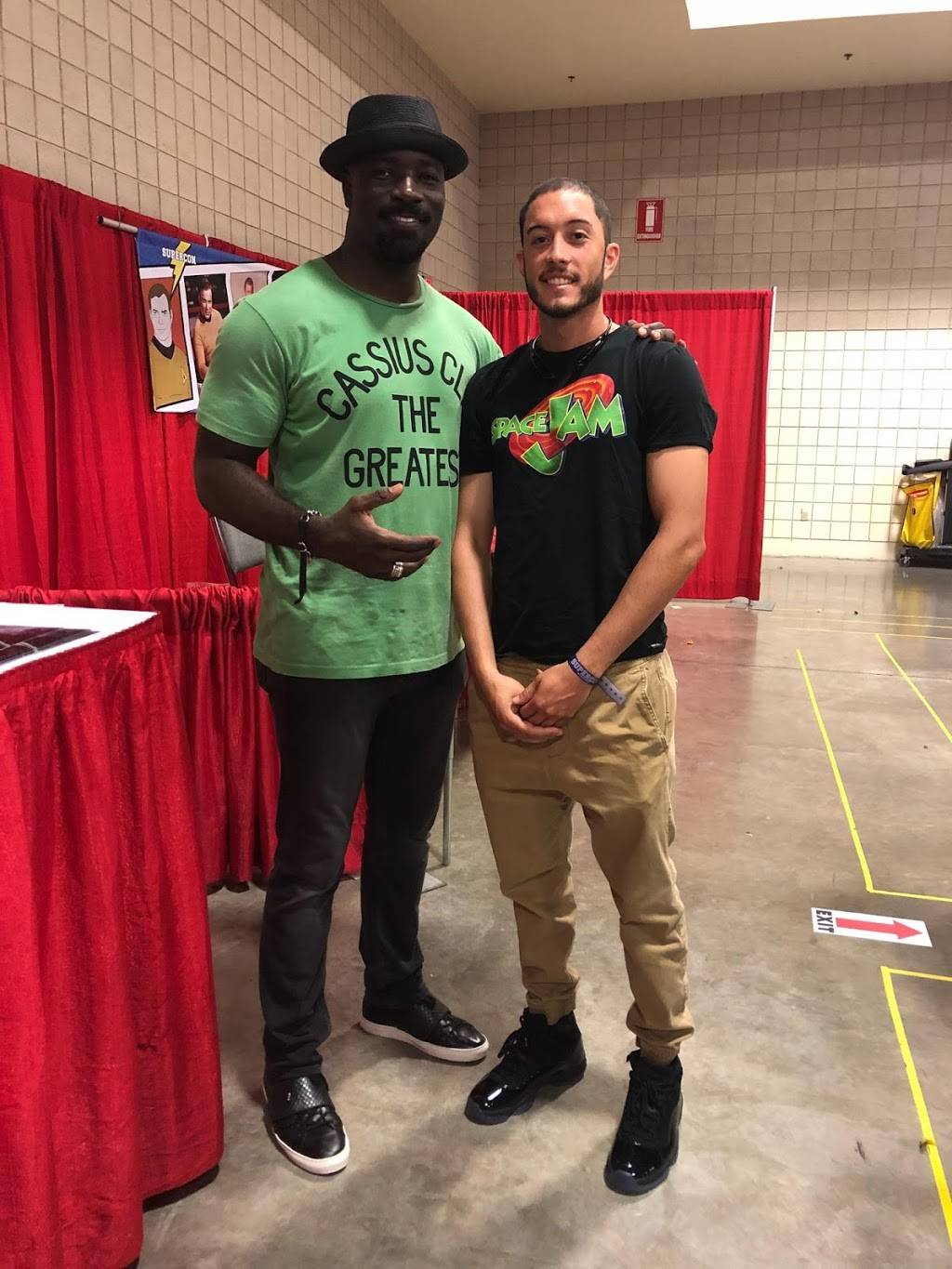 KFC | restaurant | 6195 NW 27th Ave, Miami, FL 33142, USA | 3056338397 OR +1 305-633-8397