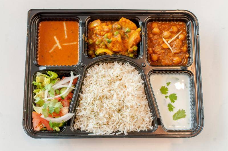 Amaya Express Sherway Gardens | meal takeaway | The West Mall, 25 Sherway Gardens Rd, Etobicoke, ON M9C 1B8, Canada | 4166204555 OR +1 416-620-4555