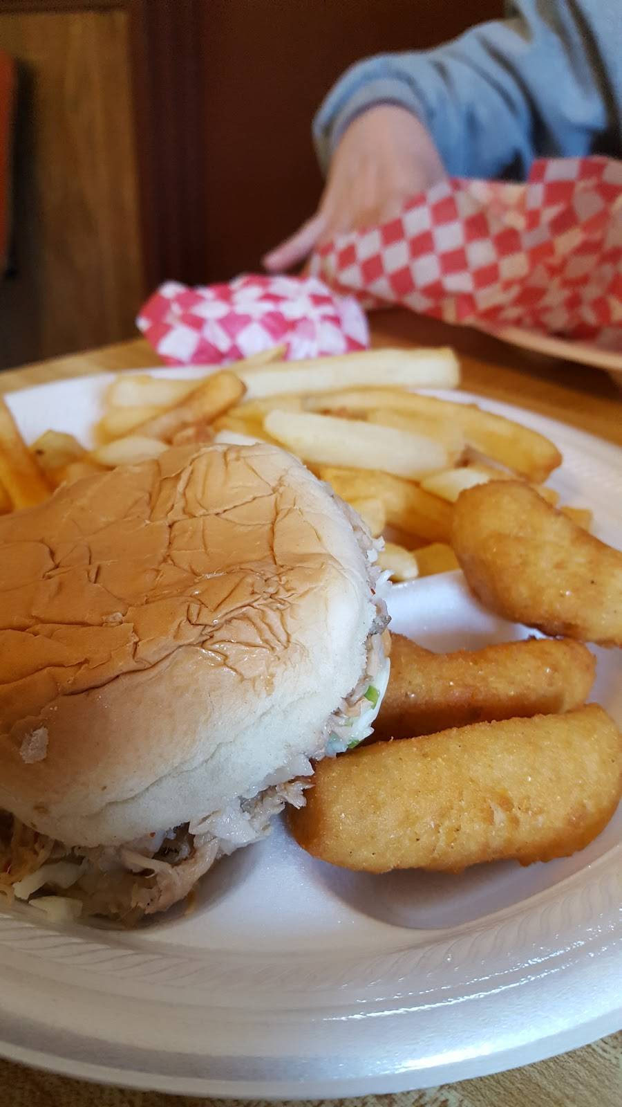 Gradys Barbecue | restaurant | 3096 Arrington Bridge Rd, Dudley, NC 28333, USA | 9197357243 OR +1 919-735-7243