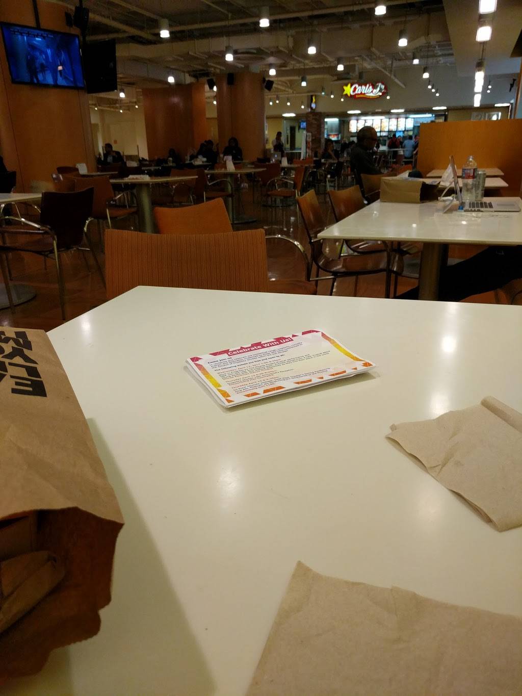 Carls Jr. | restaurant | 308 Westwood Plaza, Los Angeles, CA 90095, USA | 3108241497 OR +1 310-824-1497