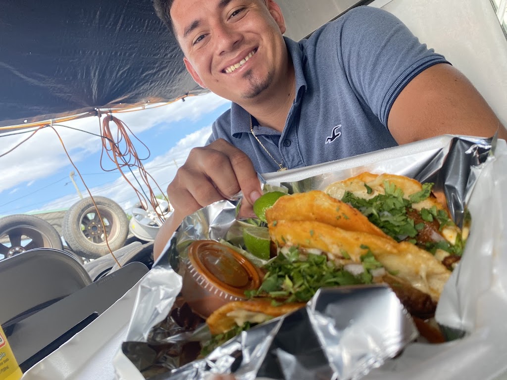 TAQUERIA LOS DOS HERMANOS | restaurant | 429 W Main St, Apopka, FL 32712, USA | 4077758884 OR +1 407-775-8884