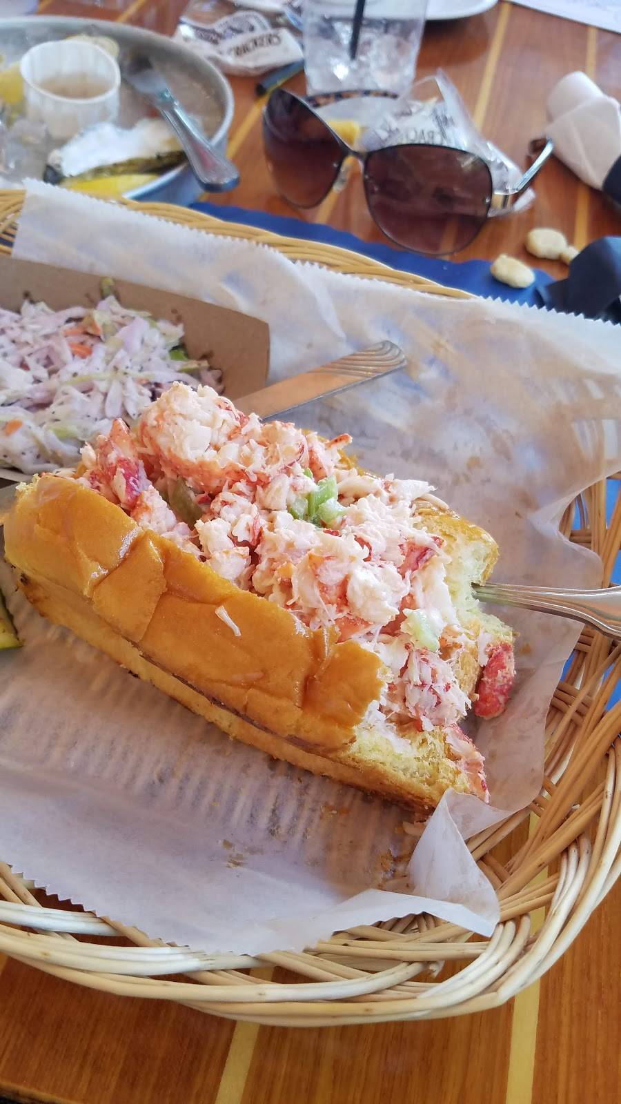 Shuckers | restaurant | 91 Water St A, Woods Hole, MA 02543, USA | 5085403850 OR +1 508-540-3850