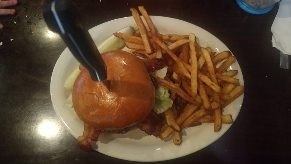 Clubhouse Grill | restaurant | 14175 W Indian School Rd C01, Goodyear, AZ 85395, USA | 6235354857 OR +1 623-535-4857