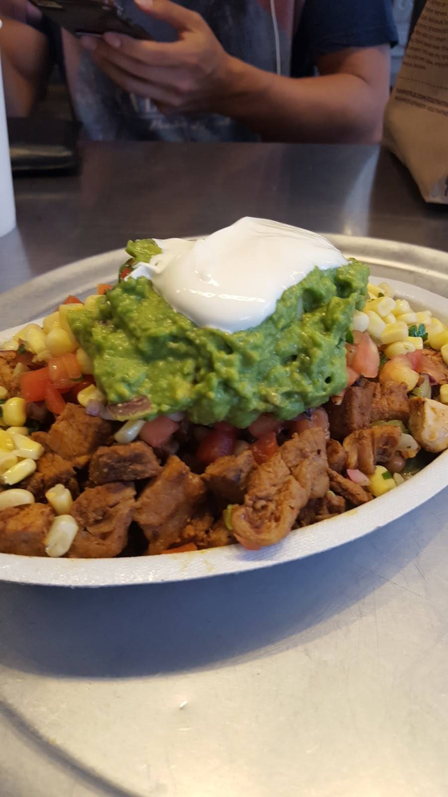 Chipotle Mexican Grill | restaurant | 7923 L Tysons Corner Center, McLean, VA 22102, USA | 7032883890 OR +1 703-288-3890