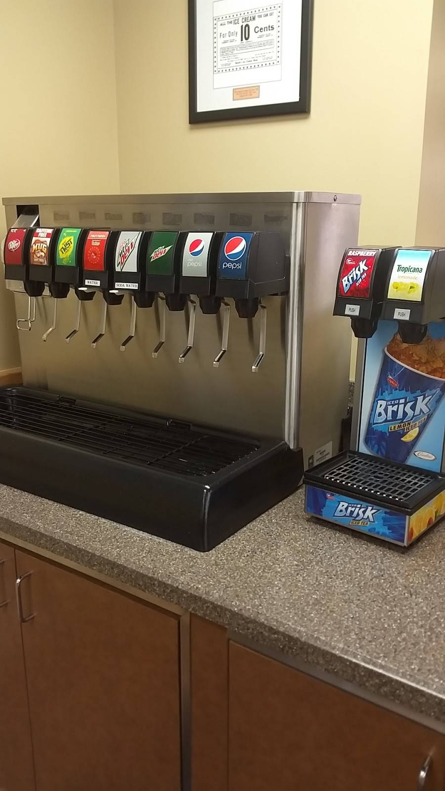 Dairy Queen Grill & Chill | restaurant | 714 Oak St, Crosby, MN 56441, USA | 2185466124 OR +1 218-546-6124