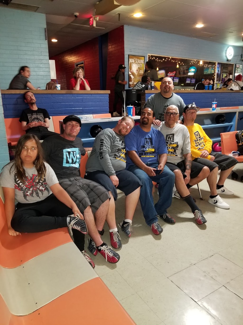 Bellevue Bowl | meal takeaway | 785 Bellevue Rd, Atwater, CA 95301, USA | 2093586466 OR +1 209-358-6466