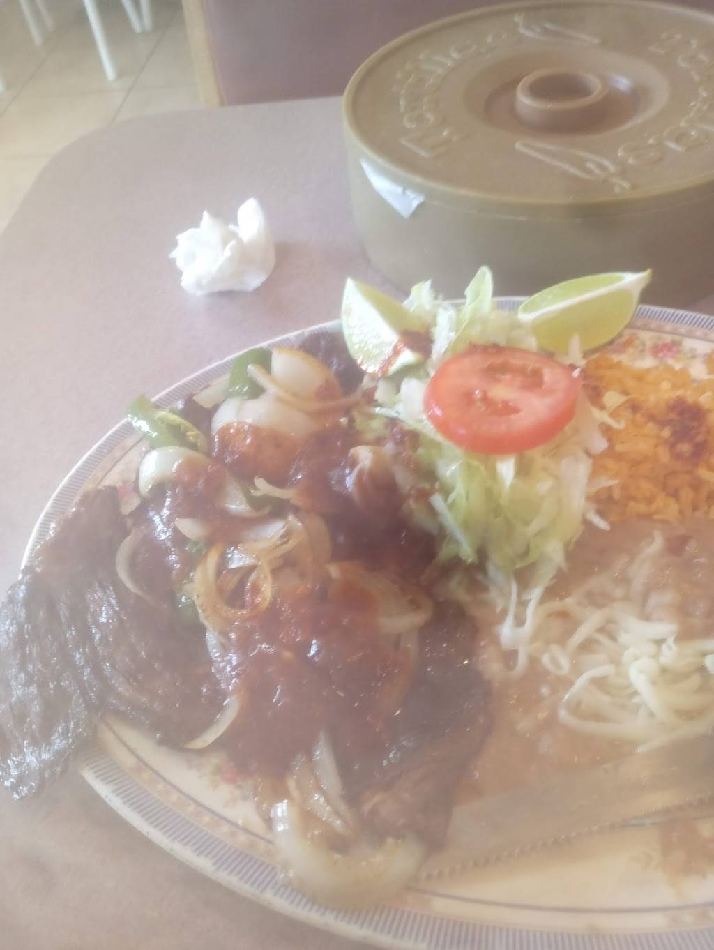 Taqueria Michoacan | restaurant | 517 Paradise Rd, Modesto, CA 95351, USA | 2095272165 OR +1 209-527-2165