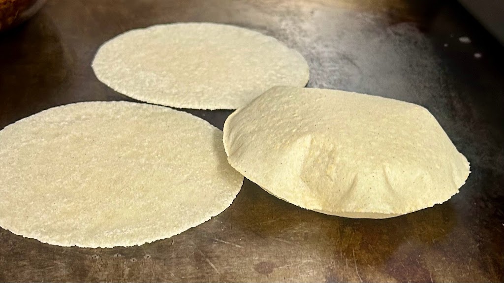 Dos Amigos Mexican Tacos | restaurant | 19240 W Little York Rd, Katy, TX 77449, USA | 3466318786 OR +1 346-631-8786