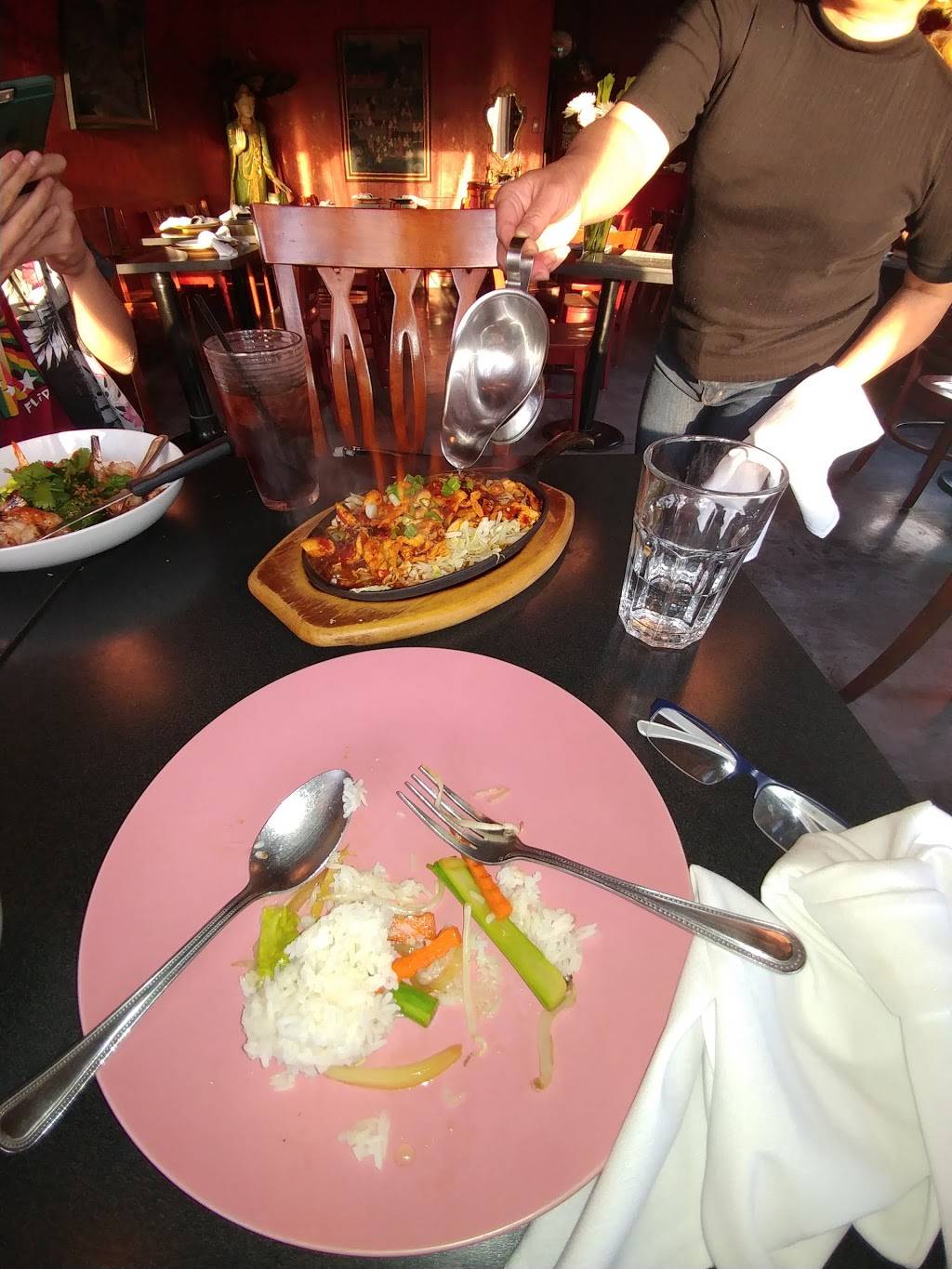 Simply Thai | restaurant | 4427, 4427, 1850 Hillhurst Ave, Los Angeles, CA 90027, USA | 3236656958 OR +1 323-665-6958