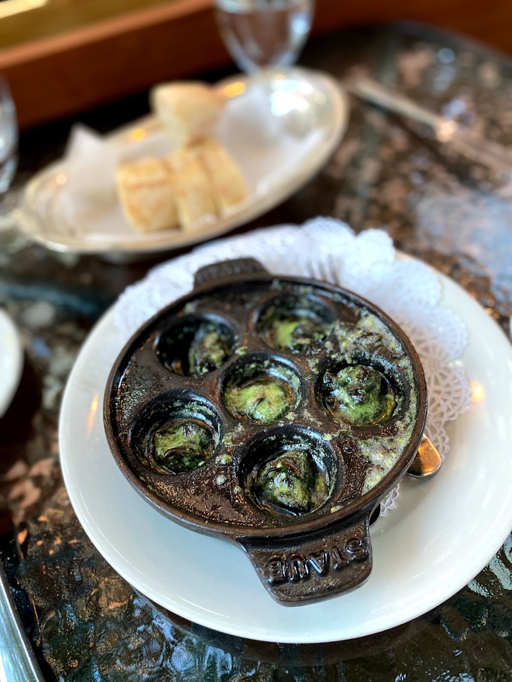 Ma Maison | restaurant | 272 Cambridge St, Boston, MA 02114, USA | 6177258855 OR +1 617-725-8855