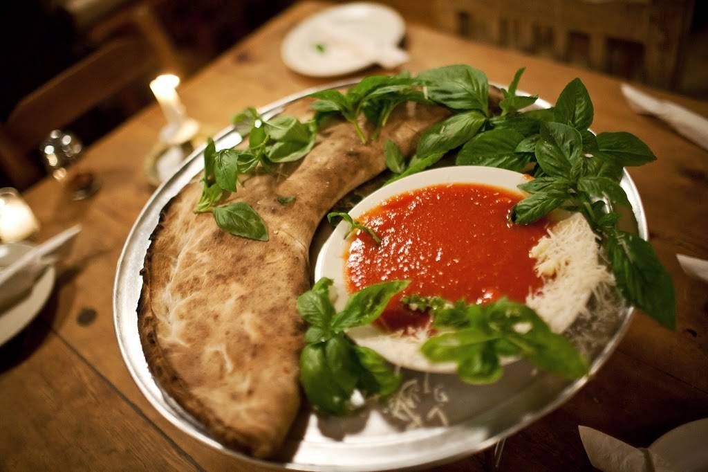 Lucali | restaurant | 575 Henry St, Brooklyn, NY 11231, USA | 7188584086 OR +1 718-858-4086