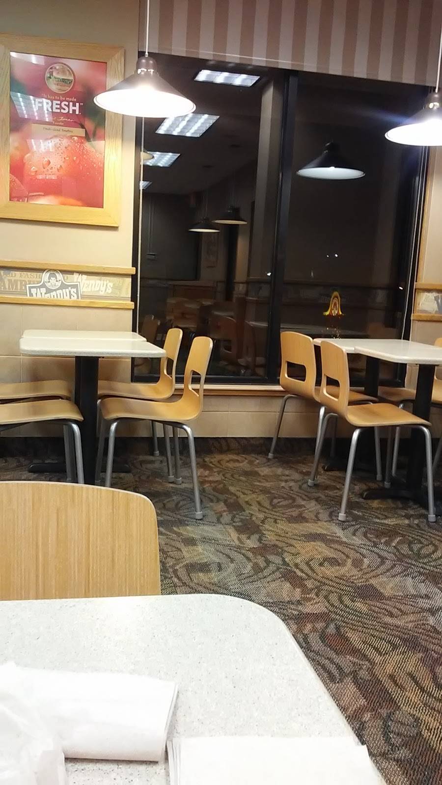 Wendys | restaurant | 400 E Emmitt Ave, Waverly, OH 45690, USA | 7409474000 OR +1 740-947-4000