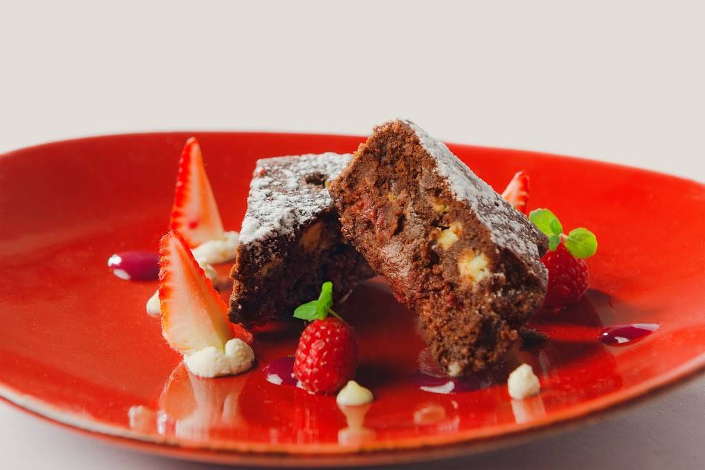 La Pizz Place Royale | meal takeaway | 3 Place Royale, Québec, QC G1K 4G3, Canada | 4186923003 OR +1 418-692-3003