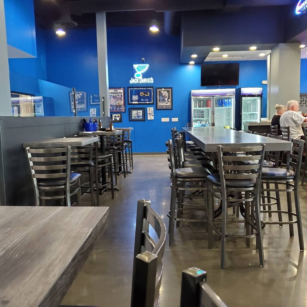 Mattinglys Sports Bar & Grill | restaurant | 6245 Ronald Reagan Dr, Lake St Louis, MO 63367, USA | 6362652514 OR +1 636-265-2514