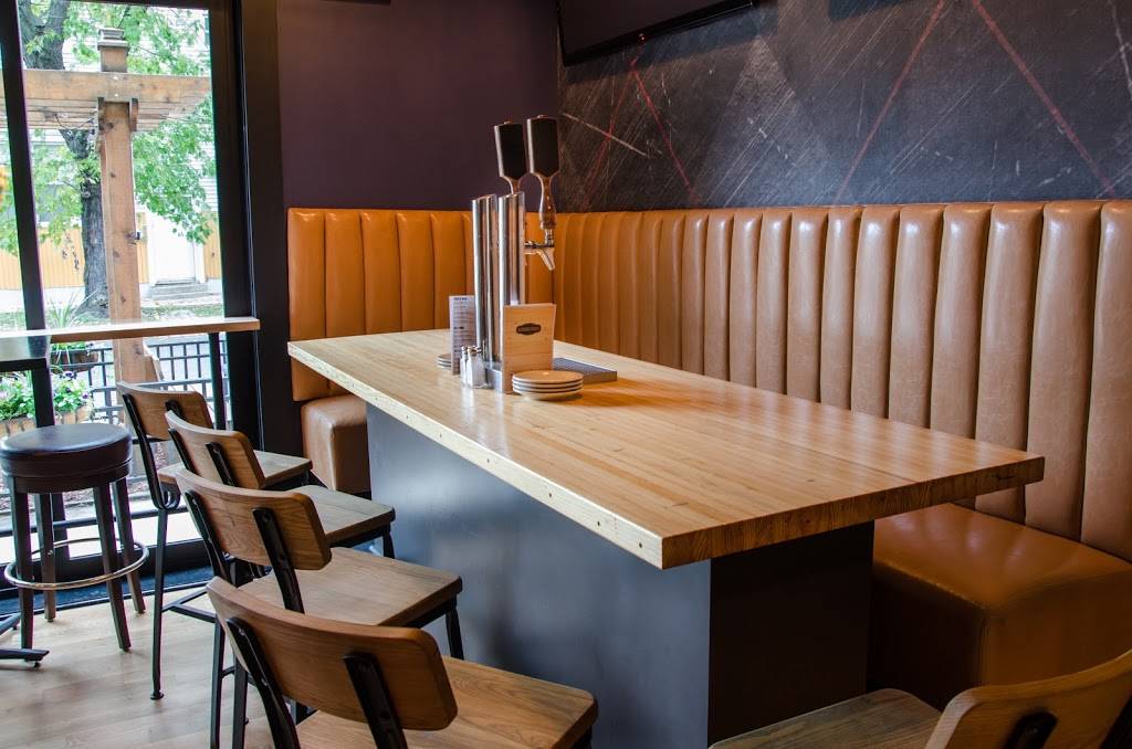 Schoolyard Tavern & Grill | restaurant | 3258 N Southport Ave, Chicago, IL 60657, USA | 7735288226 OR +1 773-528-8226