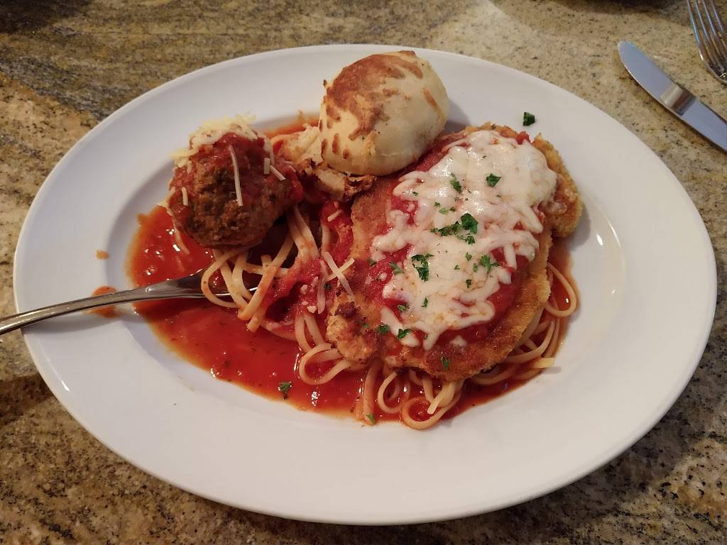 Deans Place | restaurant | 8355 Dean Martin Dr, Las Vegas, NV 89139, USA | 7023878887 OR +1 702-387-8887