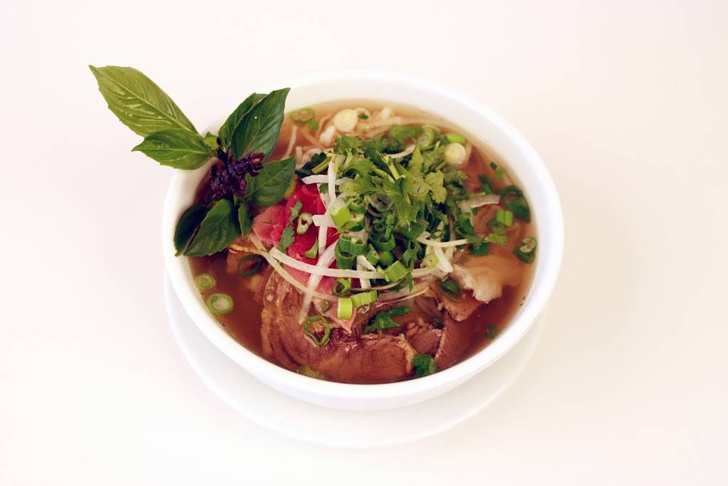 Pho Deluxe Arlington | restaurant | 2300 Clarendon Blvd, Arlington, VA 22201, USA | 5715512087 OR +1 571-551-2087