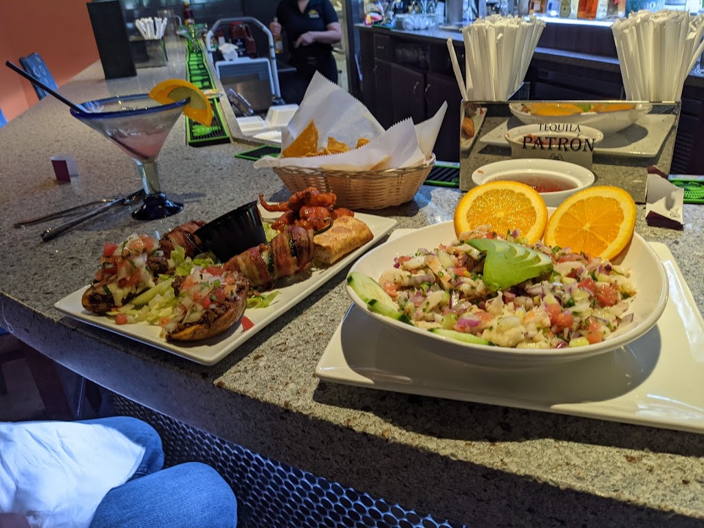 Sol de Mexico Milford | restaurant | East Main Plaza, 350 E Main St, Milford, MA 01757, USA | 5083813473 OR +1 508-381-3473