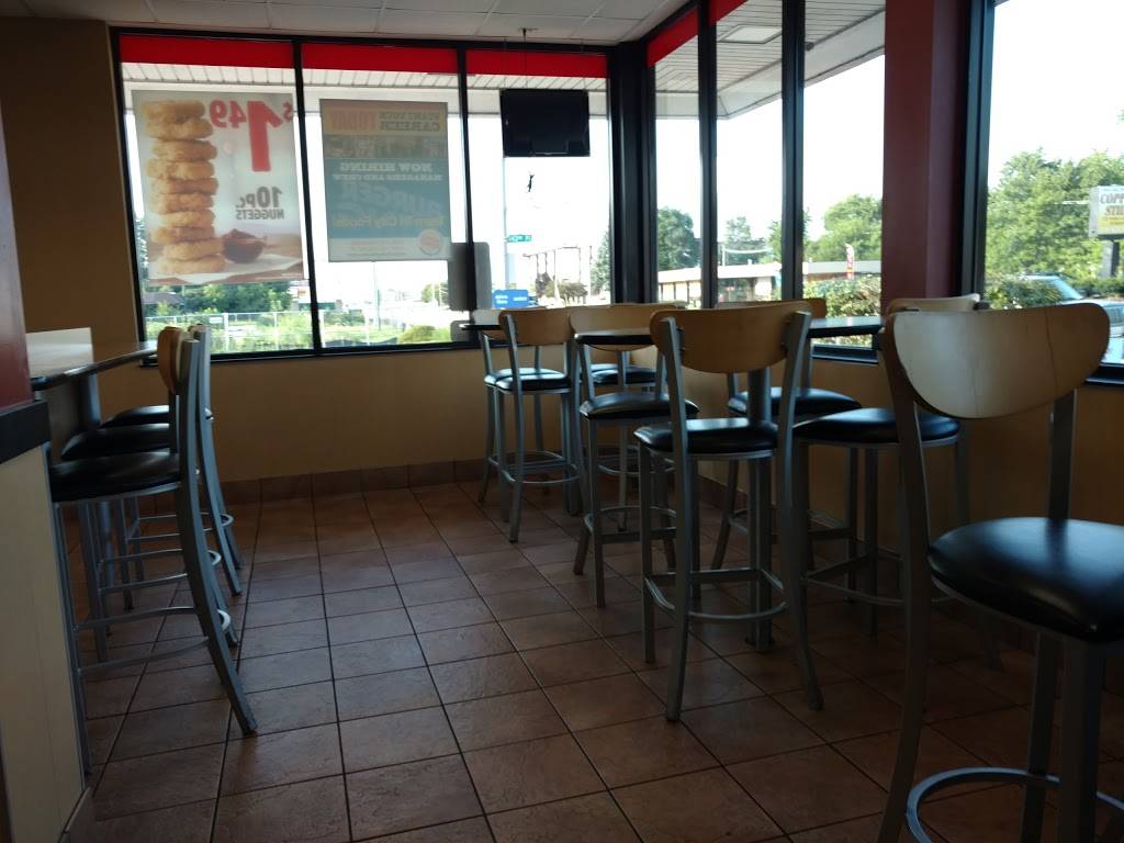 Burger King | restaurant | 14300 S Cicero Ave, Midlothian, IL 60445, USA | 7085979520 OR +1 708-597-9520