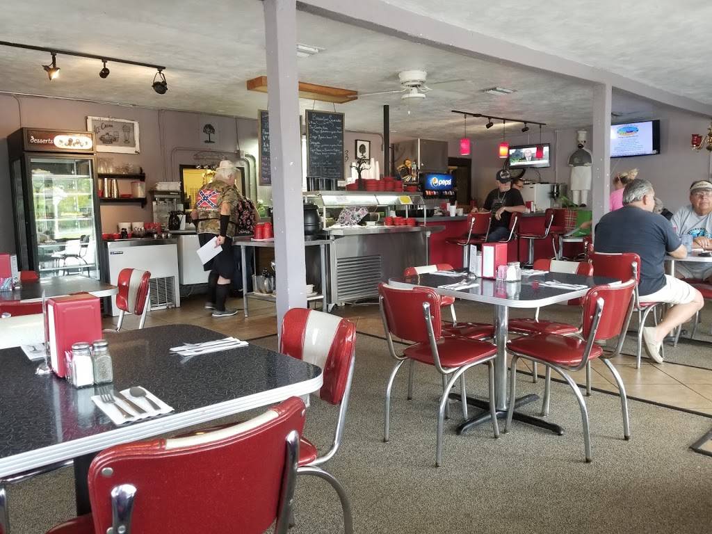 Camelot Country | restaurant | 351 US-1, Oak Hill, FL 32759, USA | 3863450352 OR +1 386-345-0352