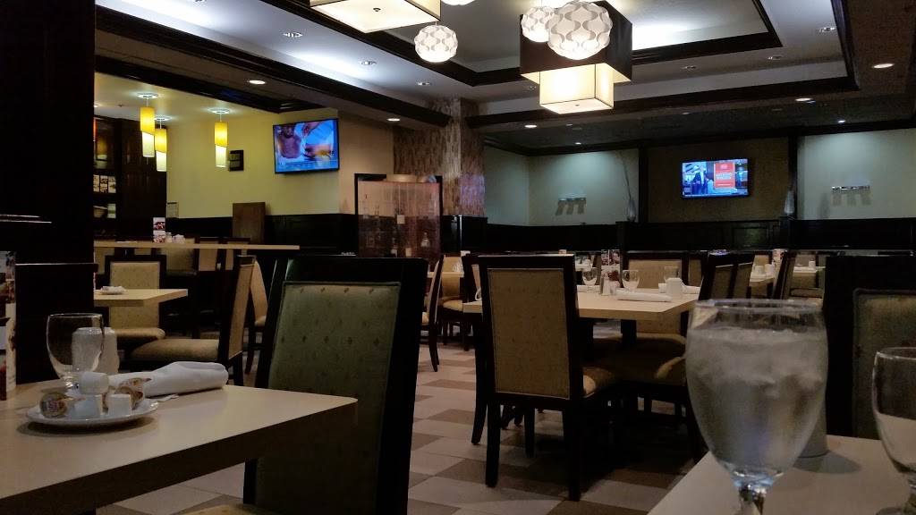 Holiday Inn Orlando East- UCF Area | restaurant | 1724 N Alafaya Trail, Orlando, FL 32826, USA | 4076589008 OR +1 407-658-9008