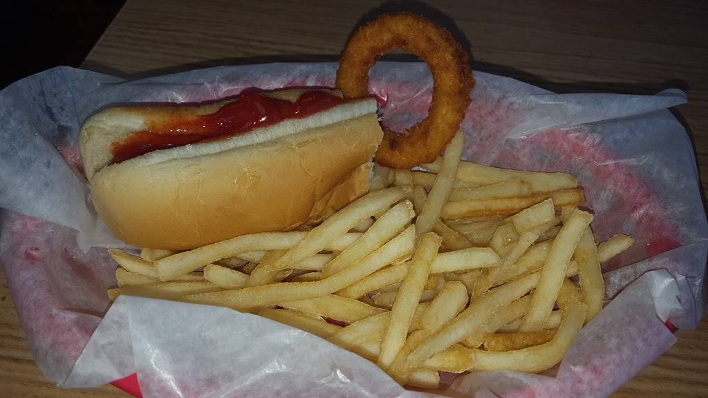 Johns Hot Dogs | meal takeaway | 3201 147th St, Midlothian, IL 60445, USA | 7085979754 OR +1 708-597-9754