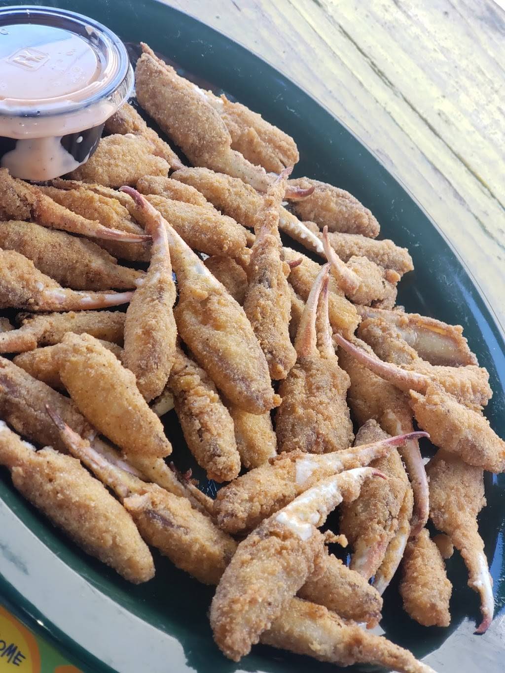 Shaggys on the Rez | restaurant | 1733 Spillway Rd, Brandon, MS 39047, USA | 6017242990 OR +1 601-724-2990