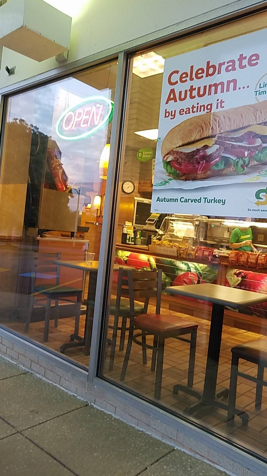 Subway | restaurant | 11240 James Swart Cir A01A, Court S/C, Fairfax, VA 22030, USA | 7033593939 OR +1 703-359-3939