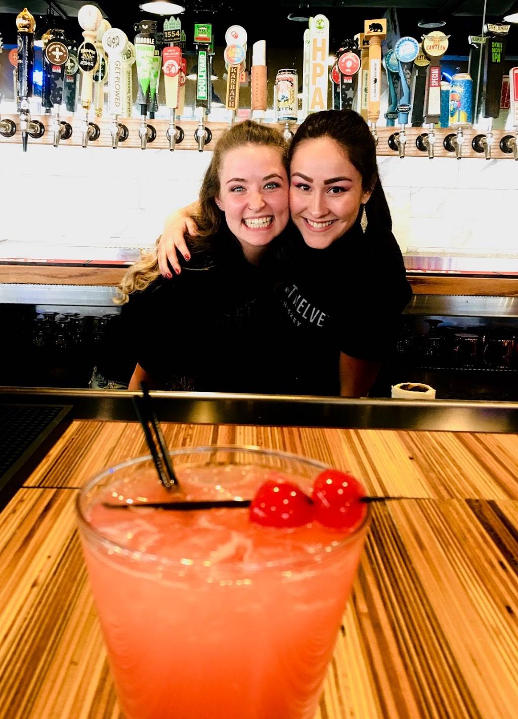 Neighbors Westside Bar & Grill | restaurant | 2101 Vista Oeste NW, Albuquerque, NM 87120, USA | 5058327558 OR +1 505-832-7558