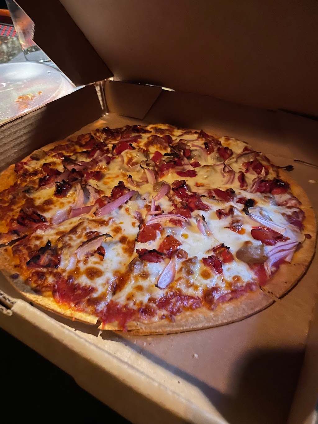 The Fox Den- Billiards, Bites, & Brews | restaurant | 3814 Frankfort Ave, Louisville, KY 40207, USA | 5027420068 OR +1 502-742-0068