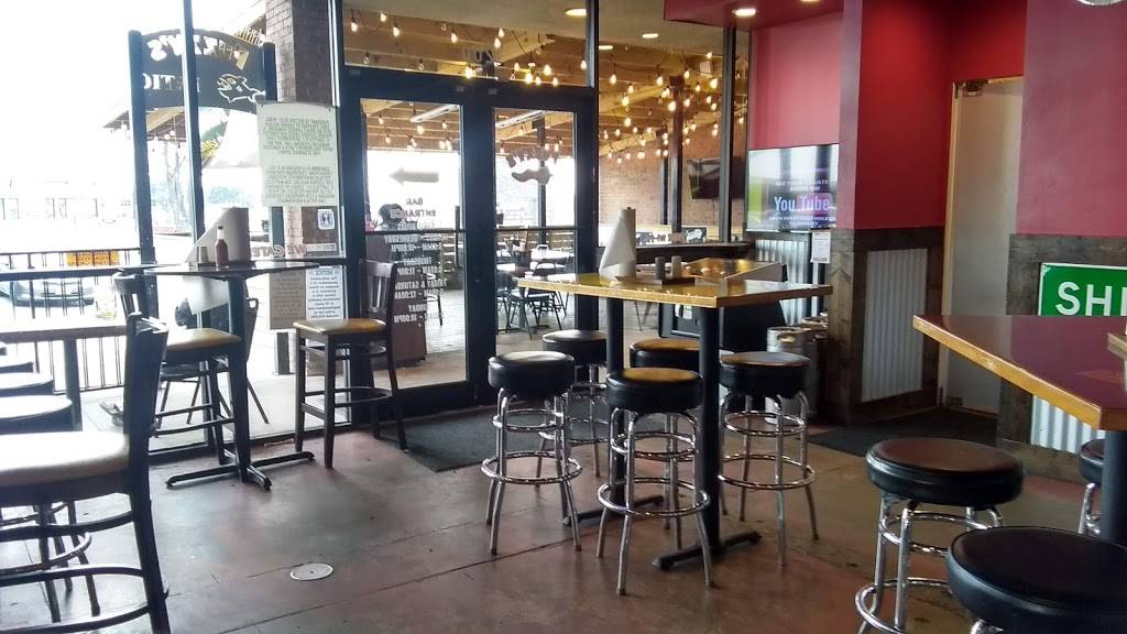 Fuzzys Taco Shop | restaurant | 3501 Towne Crossing Blvd #200, Mesquite, TX 75150, USA | 9726134115 OR +1 972-613-4115