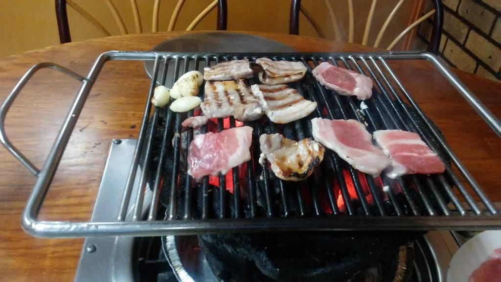 Booill Restaurant | restaurant | 3346 W Bryn Mawr Ave, Chicago, IL 60659, USA | 7735883112 OR +1 773-588-3112