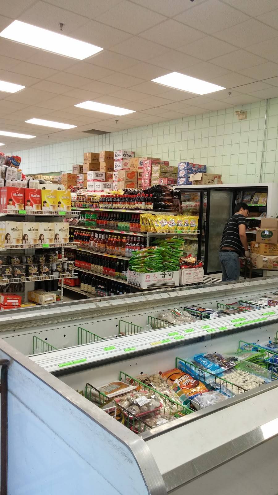 Dong Yang Oriental Food | restaurant | 725 45th Ave NE, Hilltop, MN 55421, USA | 7635712009 OR +1 763-571-2009