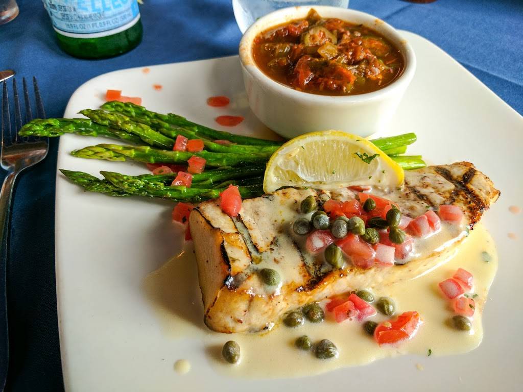 Amberjax Fish Market Grille | restaurant | 3011 Gulden Ln #107, Dallas, TX 75212, USA | 4695139088 OR +1 469-513-9088