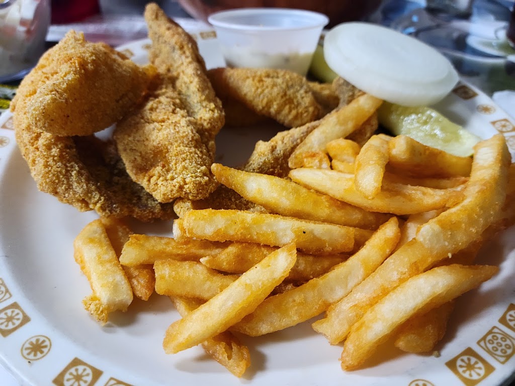 Freds Fish House | restaurant | 3777 Harrison St, Batesville, AR 72501, USA | 8707932022 OR +1 870-793-2022