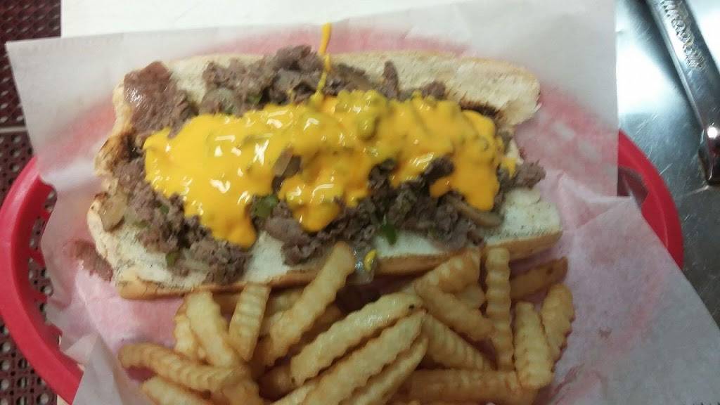 Road Dawgs Saloon | restaurant | 13010 W State Rd 84, Davie, FL 33325, USA | 9545331149 OR +1 954-533-1149