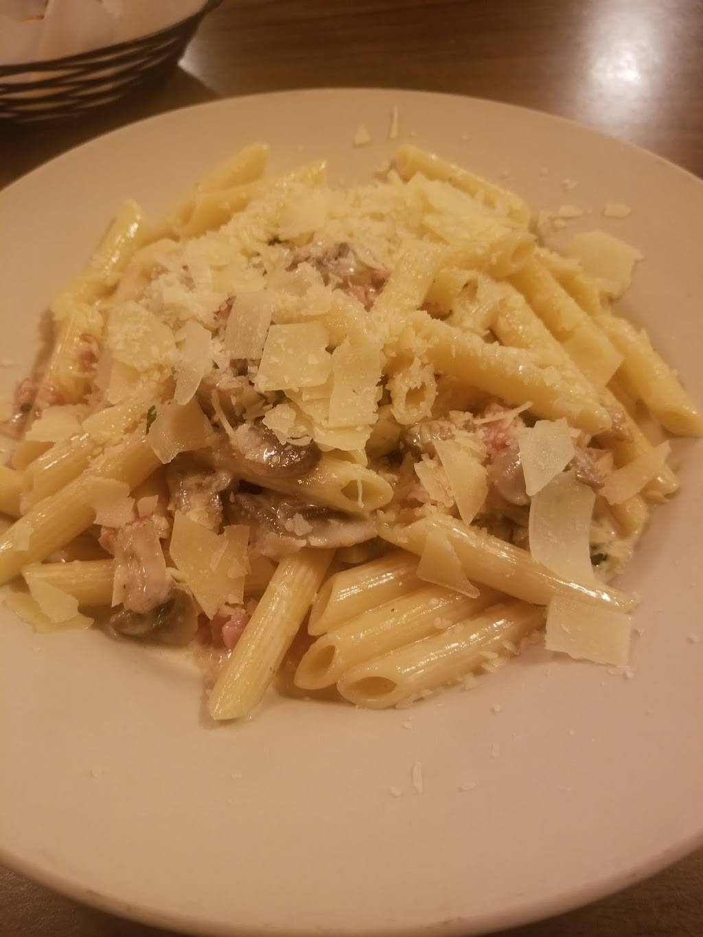 Vitales Restaurant & Pizzeria | restaurant | 403 W Jackson St, Macomb, IL 61455, USA | 3098334260 OR +1 309-833-4260