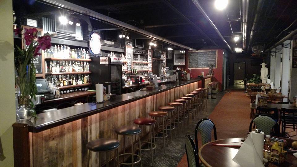 Time-Out Americana Grill | restaurant | 101 Mulberry St, Claremont, NH 03743, USA | 6035046653 OR +1 603-504-6653