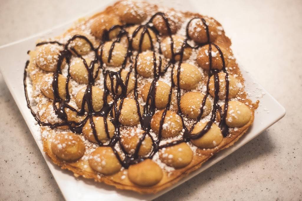 Vampire Penguin on K | restaurant | 907 K St, Sacramento, CA 95814, USA | 9163890885 OR +1 916-389-0885