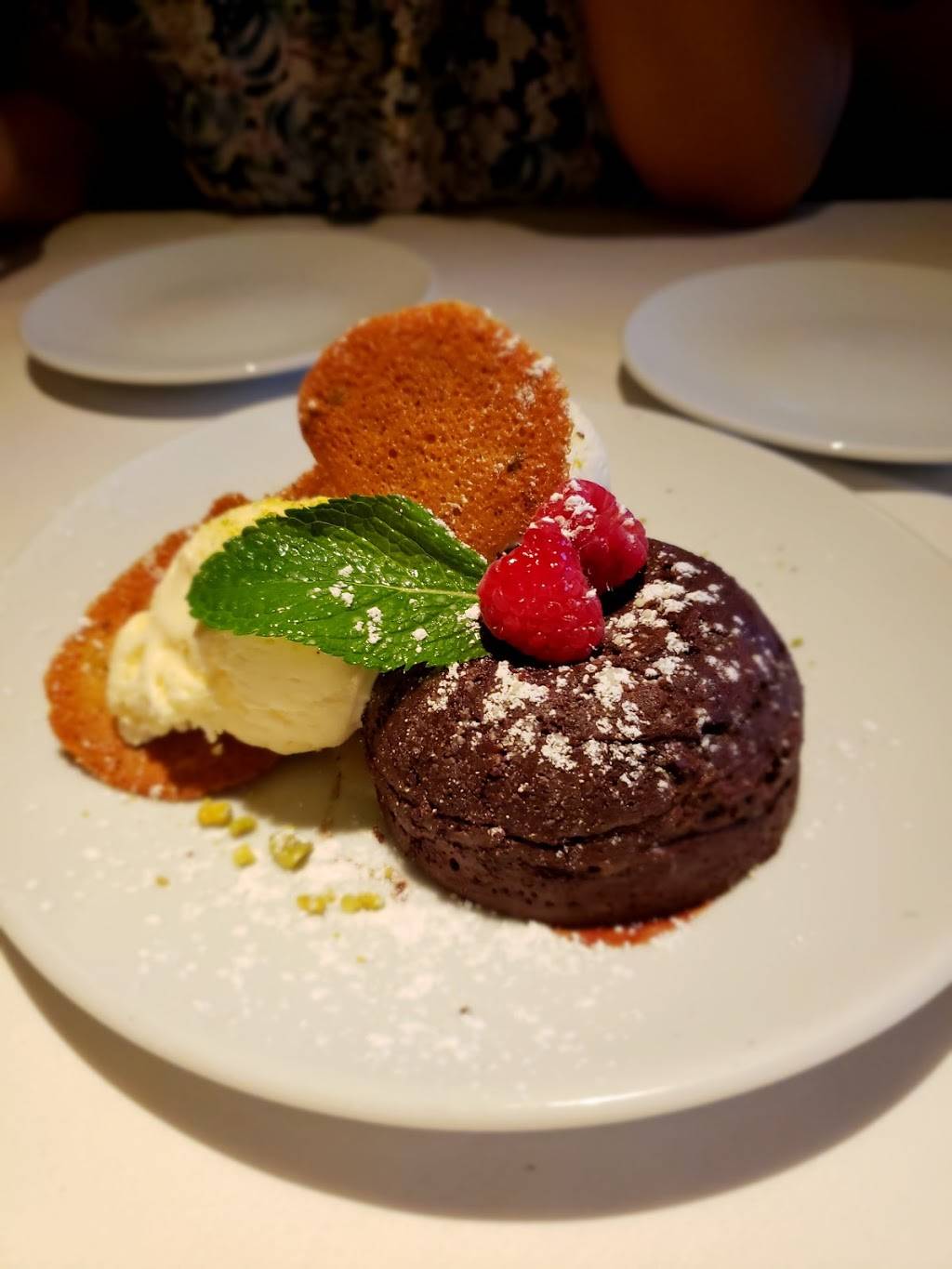 Fleming’s Prime Steakhouse & Wine Bar | restaurant | 90 The Promenade, Edgewater, NJ 07020, USA | 2013139463 OR +1 201-313-9463