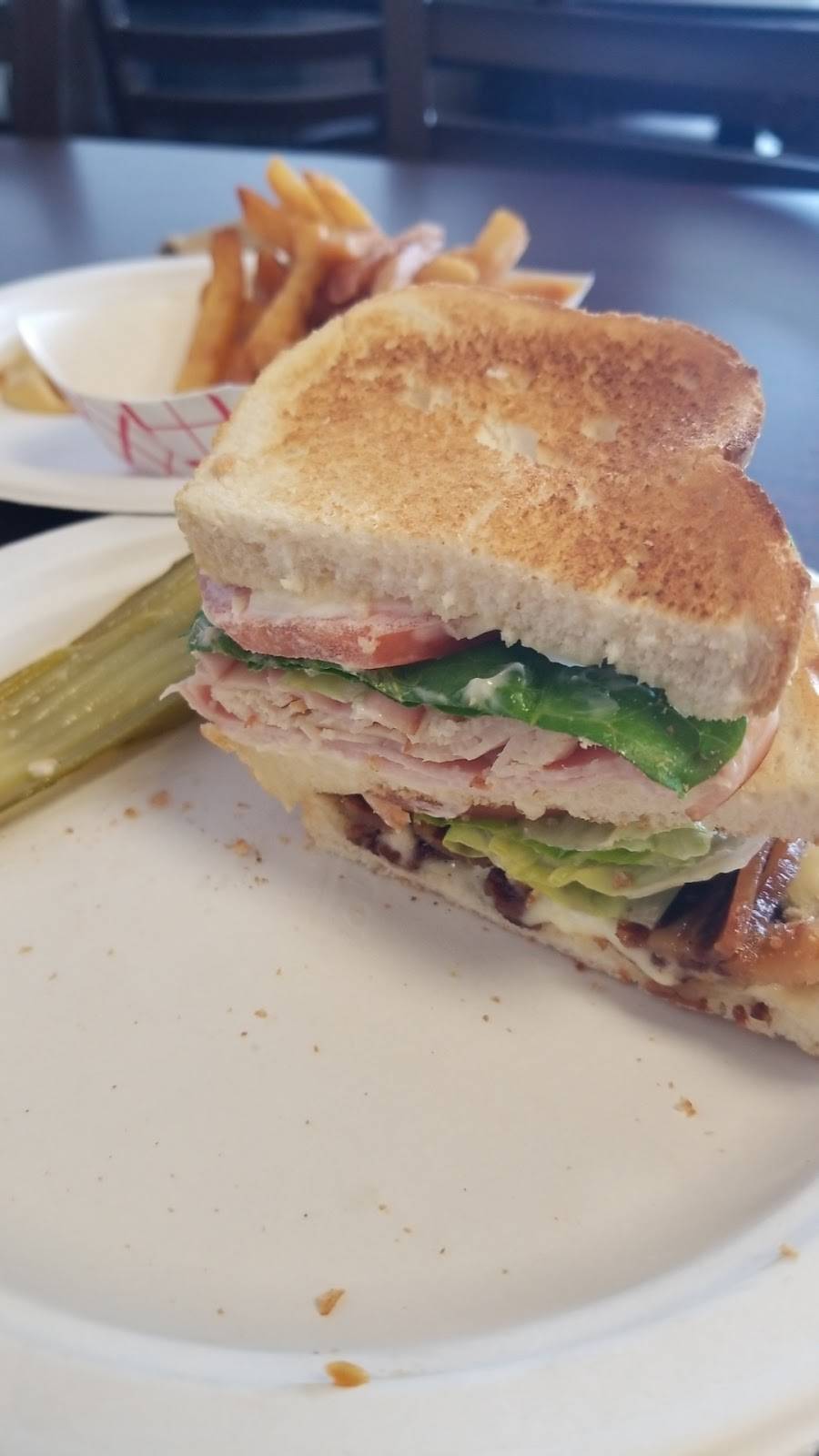 La Promesa | restaurant | 20921 Davenport Dr #112, Sterling, VA 20165, USA | 5713752994 OR +1 571-375-2994