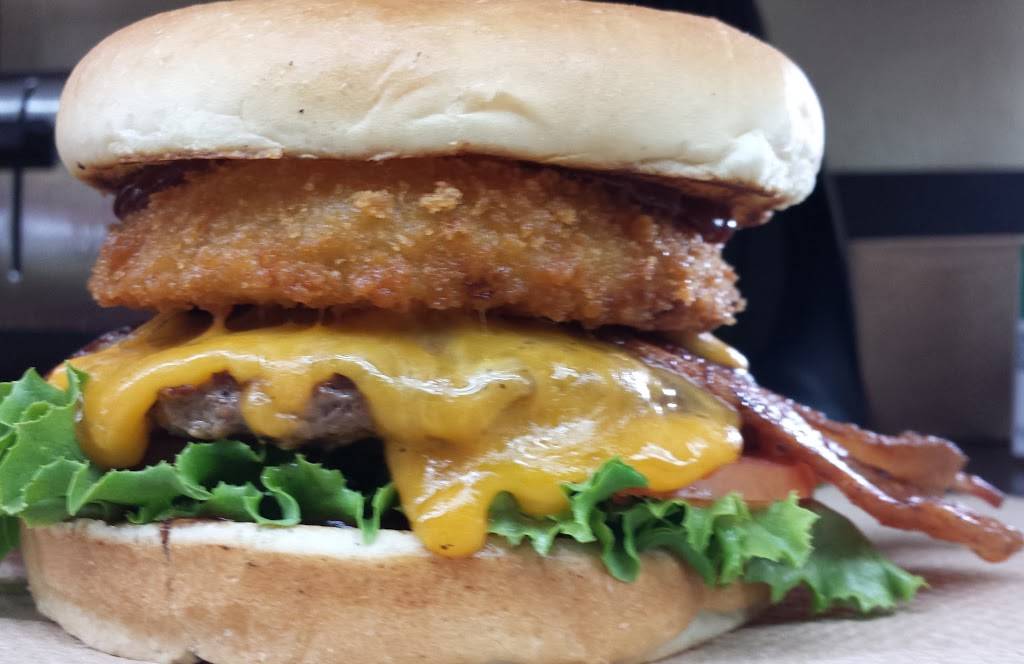 Flip.n.Shake | restaurant | 4708 Auburn Blvd, Sacramento, CA 95841, USA | 9163329323 OR +1 916-332-9323