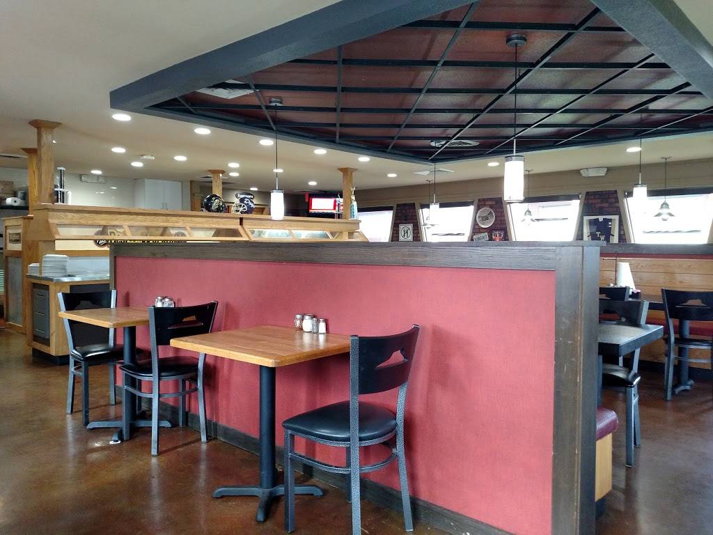Pizza Hut | restaurant | 1080 E Main St, Brownsburg, IN 46112, USA | 3178523129 OR +1 317-852-3129