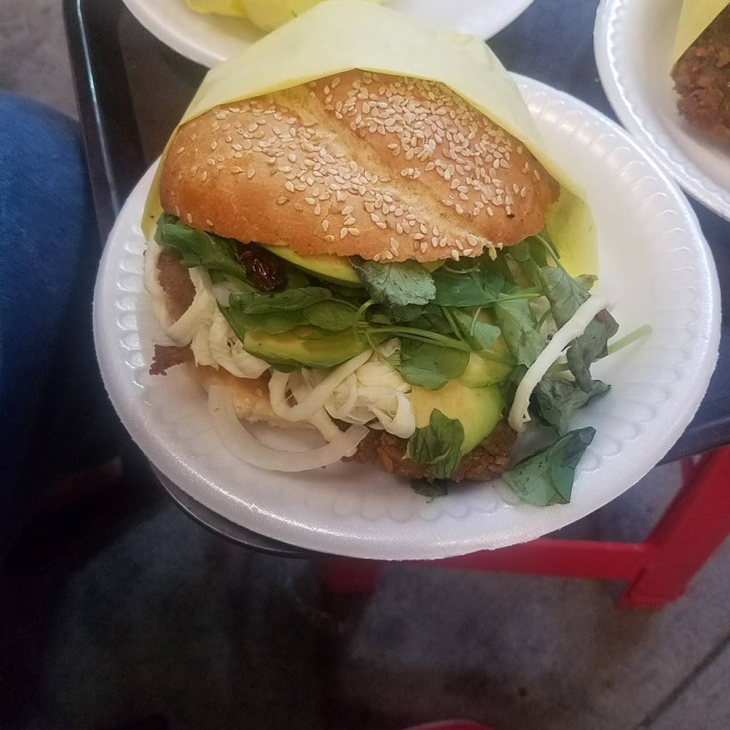 Cemitas Los Poblanos | restaurant | 3451 Whittier Blvd, Los Angeles, CA 90023, USA | 3232682209 OR +1 323-268-2209