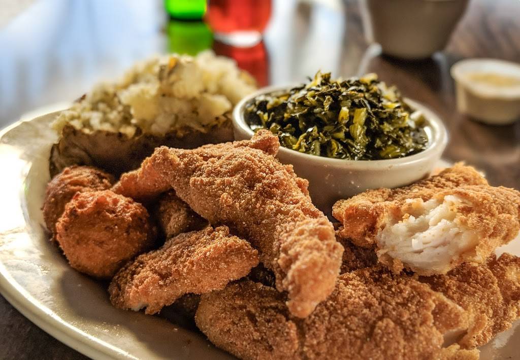 Coes Steak House | restaurant | 2281 Lakeway Dr, Russell Springs, KY 42642, USA | 2708669980 OR +1 270-866-9980