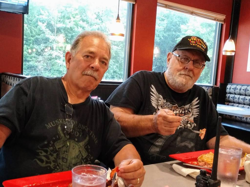 The Pizza Mill | restaurant | 8485 Holton Rd a, Holton, MI 49425, USA | 2318219991 OR +1 231-821-9991