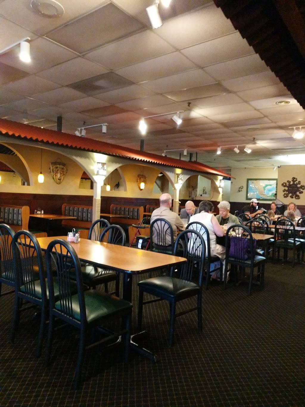 El Toro | restaurant | 1008 E Main St, Brownsburg, IN 46112, USA | 3178589994 OR +1 317-858-9994