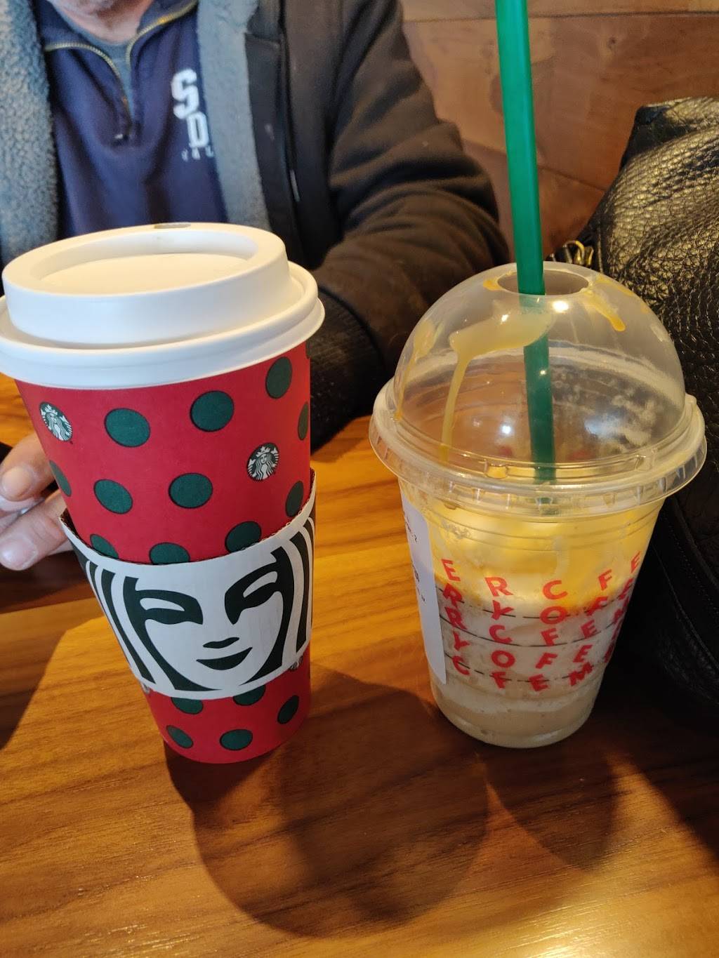 Starbucks | cafe | 12693 Main St, Hesperia, CA 92345, USA | 4422514439 OR +1 442-251-4439