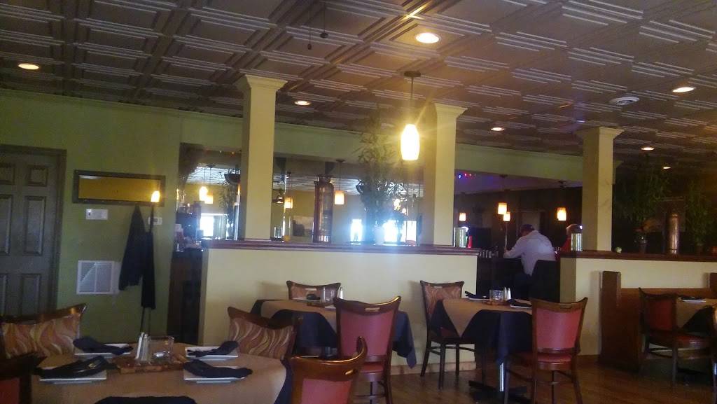 Rust Belt Bar and Grill | restaurant | 3720 Lake Shore Rd, Buffalo, NY 14219, USA | 7168257000 OR +1 716-825-7000